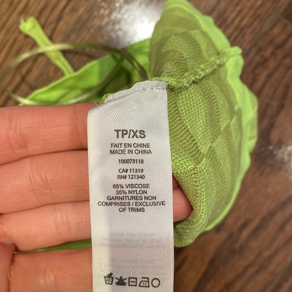 Garage halter crop top - Picture 5 of 5